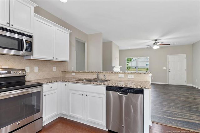 2537 Spinnaker Drive, Hope Mills, NC 28348