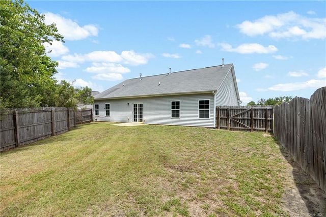 2537 Spinnaker Drive, Hope Mills, NC 28348