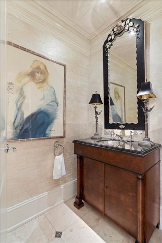 11 E Walton Street 4402, Chicago, IL 60611
