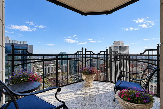 11 E Walton Street 4402, Chicago, IL 60611