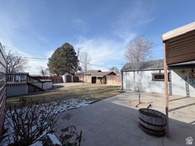 5427 S 2200 W, Roy, UT 84067