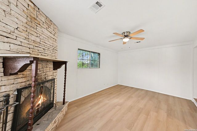 287 Harcourt, San Antonio, TX 78223