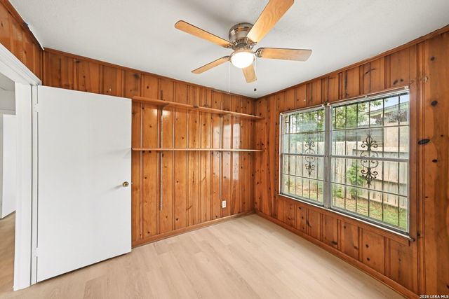 287 Harcourt, San Antonio, TX 78223