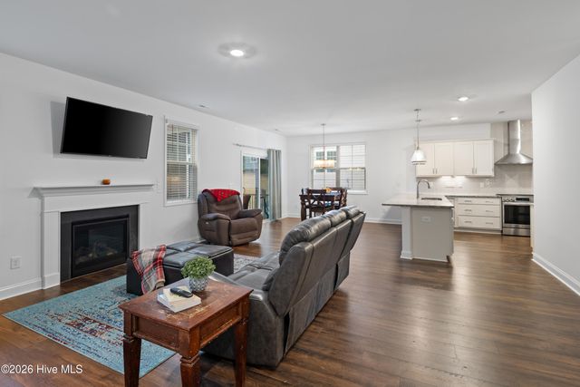 127 Plantation Drive, Southern Pines, NC 28387