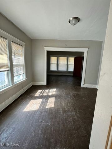 1057 E 146th Street, Cleveland, OH 44110