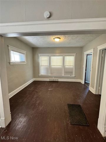 1057 E 146th Street, Cleveland, OH 44110