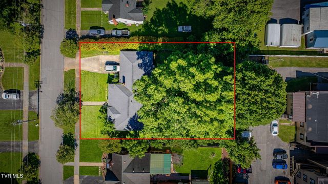 412 West F Street, Elizabethton, TN 37643