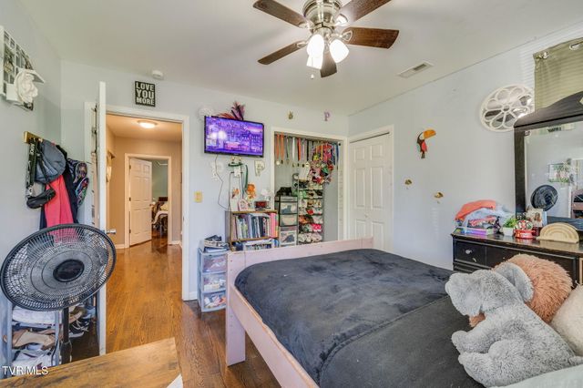 412 West F Street, Elizabethton, TN 37643