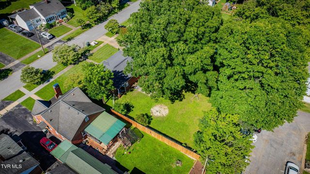 412 West F Street, Elizabethton, TN 37643