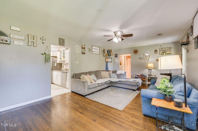 412 West F Street, Elizabethton, TN 37643