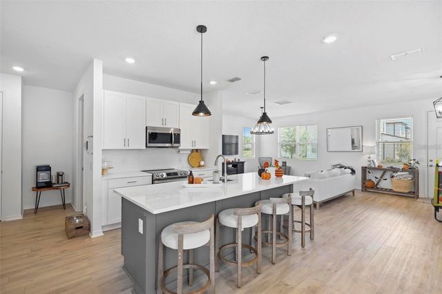 17682 NORTHLAKE GROVE DRIVE, Winter Garden, FL 34787