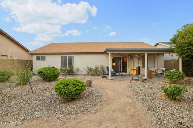 2082 E SAN TAN Court, Gilbert, AZ 85296