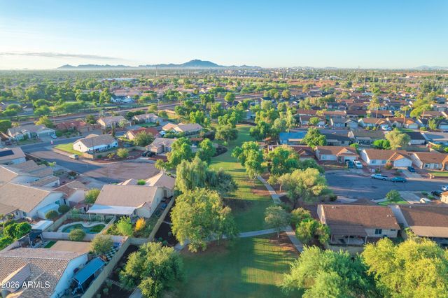 2082 E SAN TAN Court, Gilbert, AZ 85296