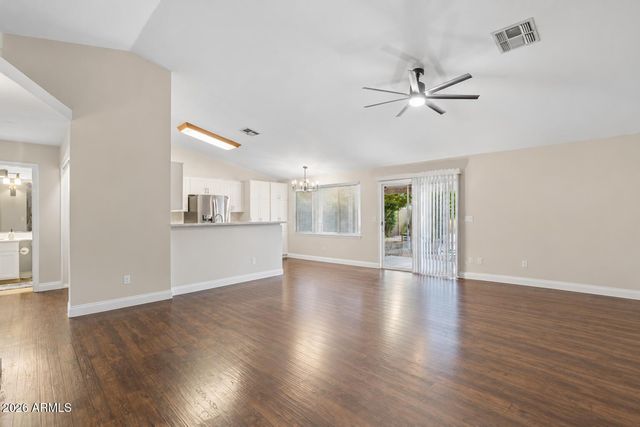 2082 E SAN TAN Court, Gilbert, AZ 85296