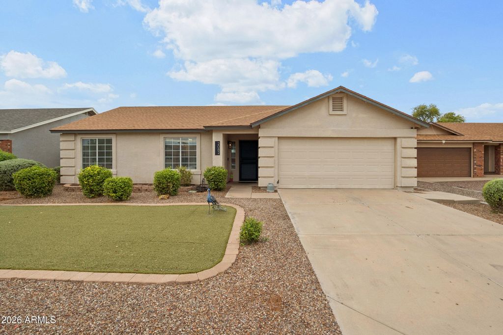 2082 E SAN TAN Court, Gilbert, AZ 85296