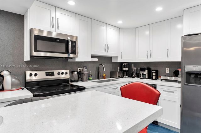 1833 S Ocean Dr 1709, Hallandale Beach, FL 33009