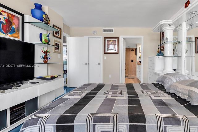 1833 S Ocean Dr 1709, Hallandale Beach, FL 33009