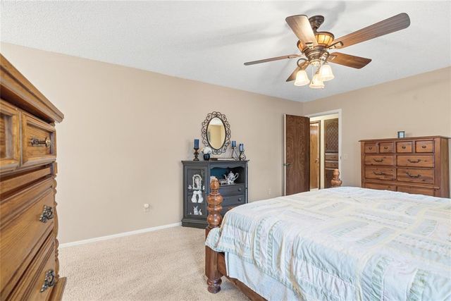 305 W Platt Drive, Yukon, OK 73099