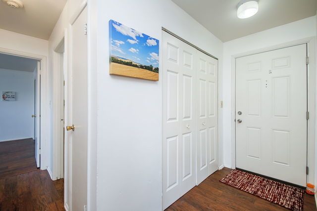 4418 Beau Monde Drive 201, Lisle, IL 60532