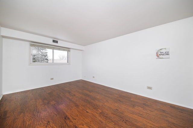 4418 Beau Monde Drive 201, Lisle, IL 60532