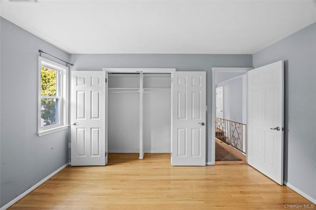 21 Via Continental, Huntington Station, NY 11746
