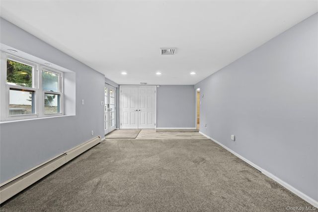 21 Via Continental, Huntington Station, NY 11746