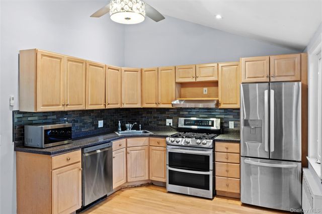21 Via Continental, Huntington Station, NY 11746