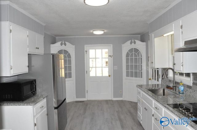 18420 Baker Hill Road, Athens, AL 35611