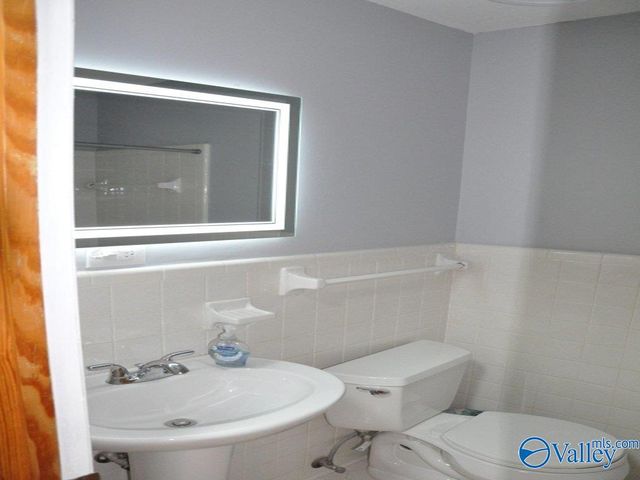 18420 Baker Hill Road, Athens, AL 35611