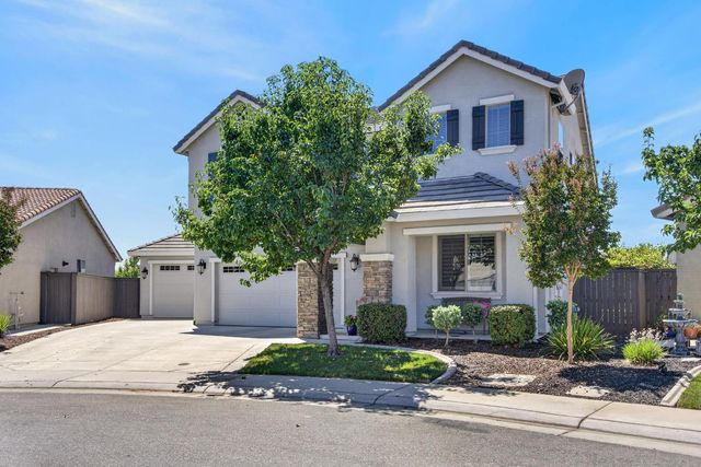 848 Stage Stop Loop, Rocklin, CA 95765