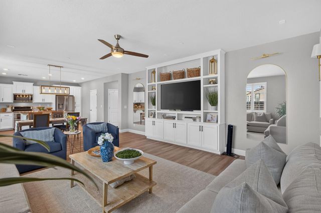 848 Stage Stop Loop, Rocklin, CA 95765