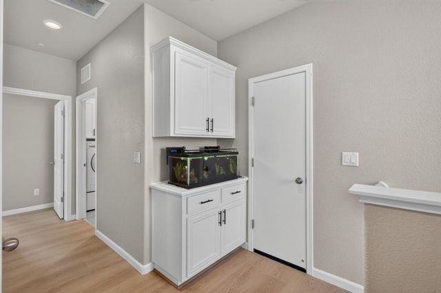 848 Stage Stop Loop, Rocklin, CA 95765