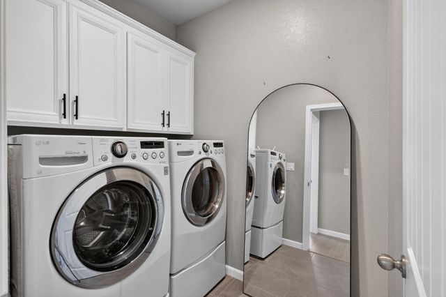 848 Stage Stop Loop, Rocklin, CA 95765