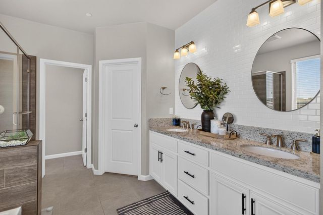 848 Stage Stop Loop, Rocklin, CA 95765