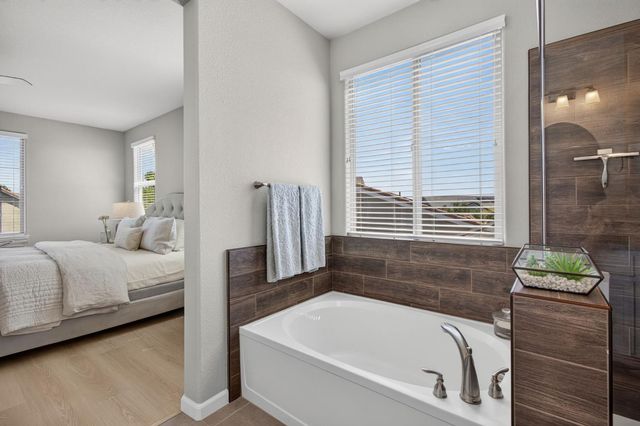 848 Stage Stop Loop, Rocklin, CA 95765