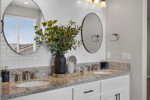 848 Stage Stop Loop, Rocklin, CA 95765