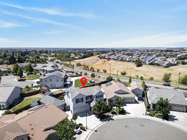 848 Stage Stop Loop, Rocklin, CA 95765