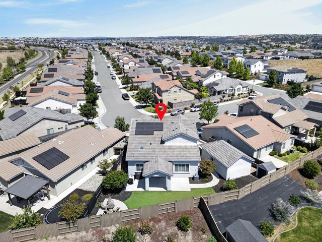 848 Stage Stop Loop, Rocklin, CA 95765