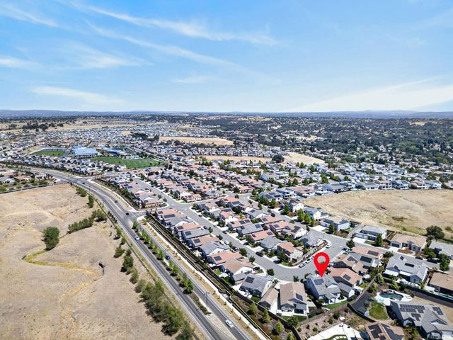 848 Stage Stop Loop, Rocklin, CA 95765