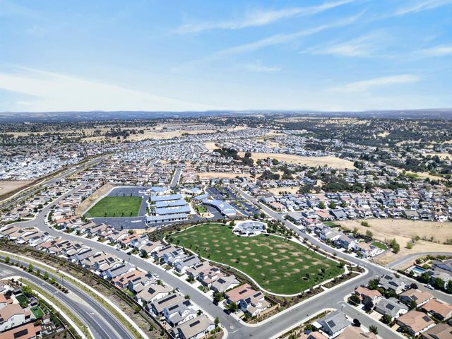 848 Stage Stop Loop, Rocklin, CA 95765