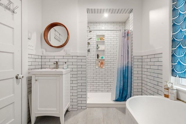 51 Manthorne Rd., Boston, MA 02132