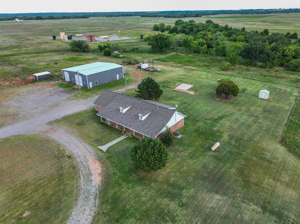 24286 E County Road 1580, Elmore City, OK 73433