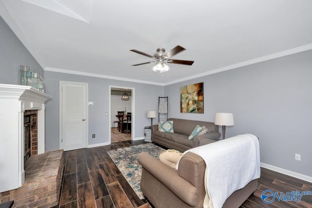 11112 Memorial Pkwy SW J3, Huntsville, AL 35803