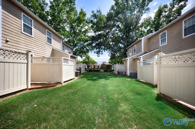 11112 Memorial Pkwy SW J3, Huntsville, AL 35803