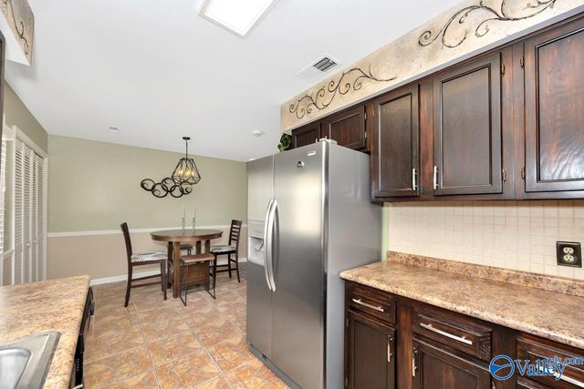 11112 Memorial Pkwy SW J3, Huntsville, AL 35803