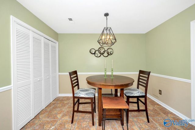 11112 Memorial Pkwy SW J3, Huntsville, AL 35803
