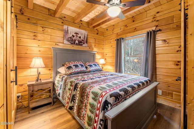 1017 Street Of Dreams Way, Gatlinburg, TN 37738