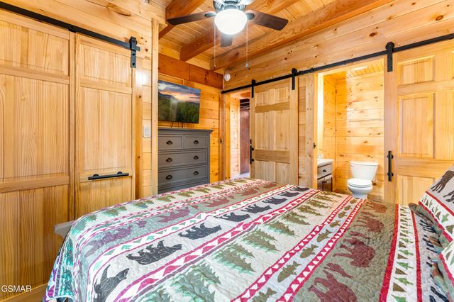 1017 Street Of Dreams Way, Gatlinburg, TN 37738