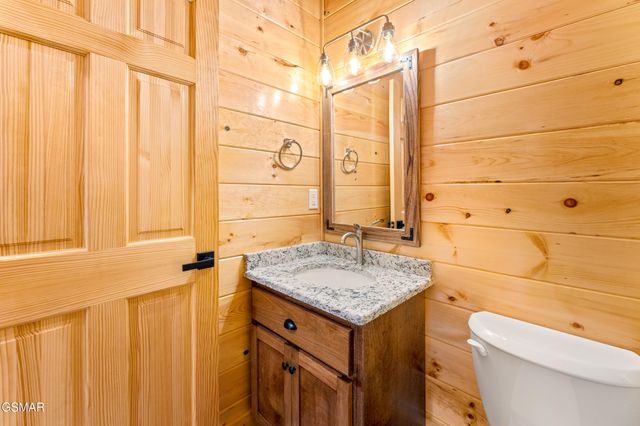 1017 Street Of Dreams Way, Gatlinburg, TN 37738