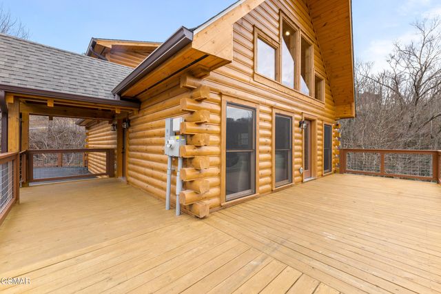 1017 Street Of Dreams Way, Gatlinburg, TN 37738